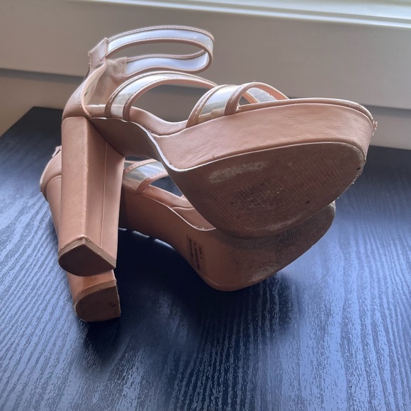 Nude Heels - Picture 3 of 4